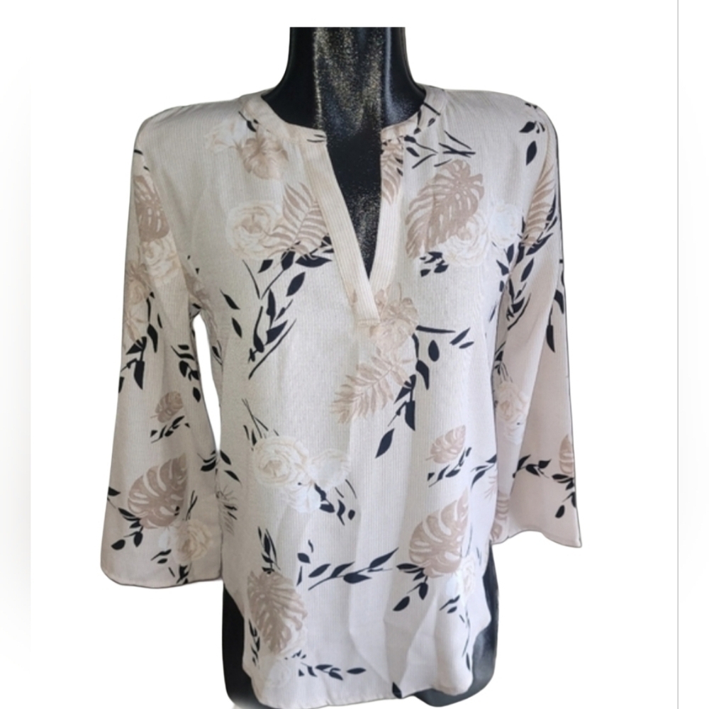 Milano Cream Floral Print V-Neck Bell Sleeve Blouse Size S